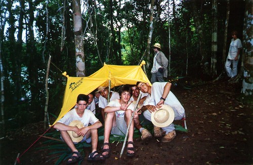 048 - Isla Zorra. Taller 'Iniciación a la supervivencia en la selva'