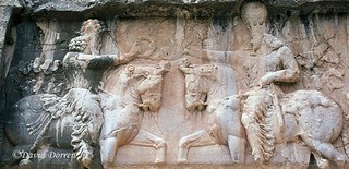 1976.05-35b تنگ چوگان Tang-i-Chogan Sasanian Relief (Bishapur V) of the Investiture of Bahram I (273-276 A.D.), detail, 1976.
