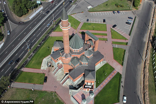 Memorial Mosque on Poklonnaya Hill in Moscow / Aerial • <a style = "font-size: 0.8em;" href = "http://www.flickr.com/photos/85545107 @ N04/7928157320 /" target = "_blank" > View on Flickr </ a>