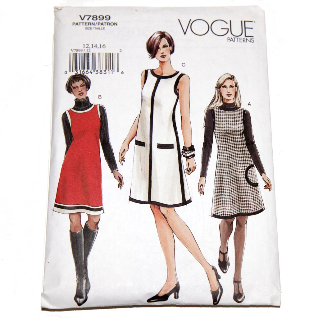 Vintage Vogue Sewing Pattern 56