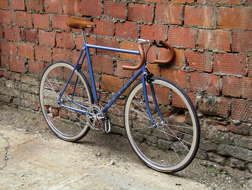 Royal Blue Sooooo Classic Fobos Aprione 2012  ©  CityCycle Shop / Workshop (Moscow)