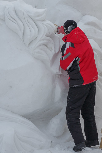 snow sculptor ©  Dmitry Karyshev