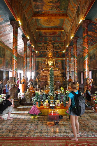Wat Phnom ©  Jason Eppink