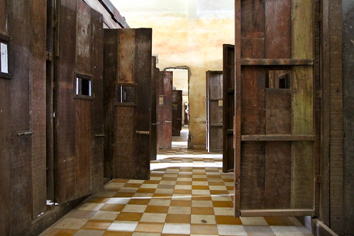 rudimentary prison cells ©  Jason Eppink