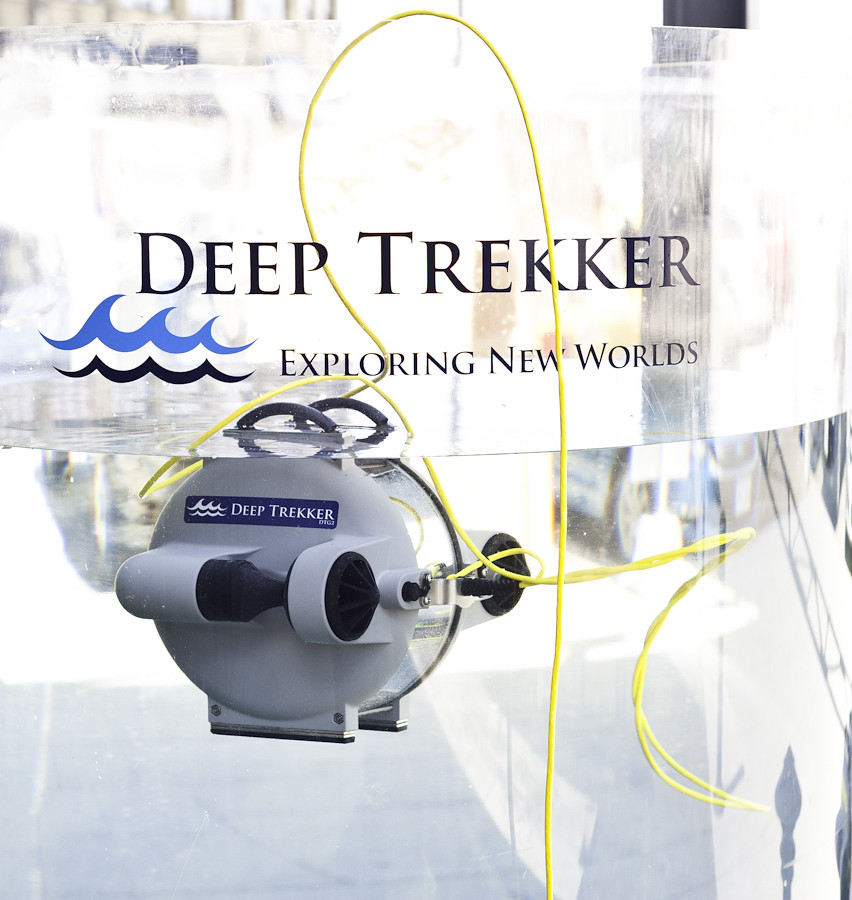 Deep Trekker-005