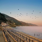 The best time to go swimming in Monterosso is at dusk