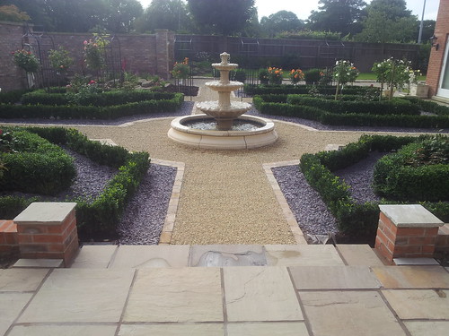 Prestbury Landscpaing. Formal Garden. Image 21