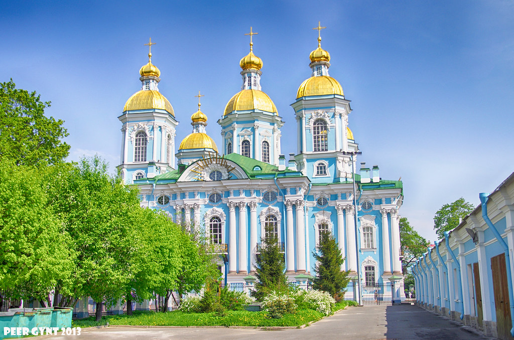 : St. Nicholas Naval Cathedral. Saint-Petersburg.   . -.