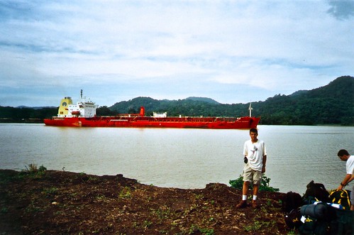 029 - Gamboa. Campamento junto al Canal de Panamá.