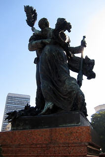 Buenos Aires - Retiro: Plaza San Martín - Monumento al General San Martín - El Regreso