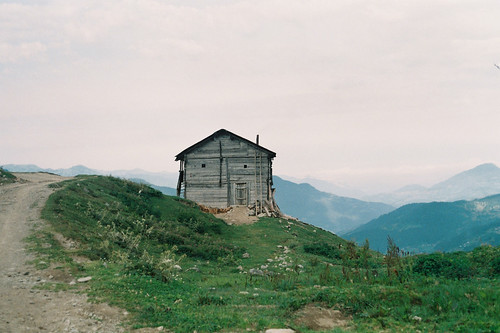 GE_mountain house ©  kakna's world