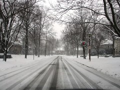 Snowy street in Kenilworth