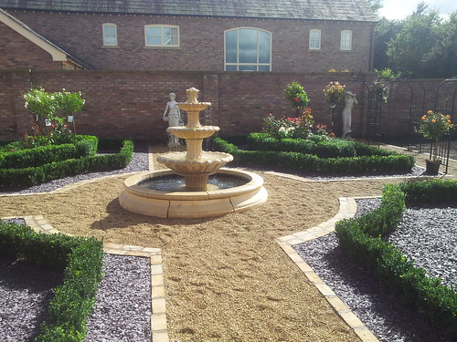 Prestbury Landscpaing. Formal Garden. Image 16