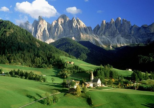 paisajes montañas verdes