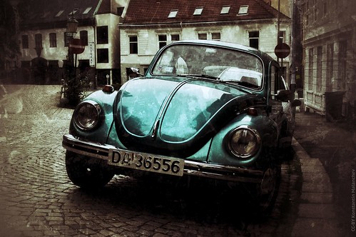 Volkswagen Beetle in Bergen ©  Konstantin Malanchev