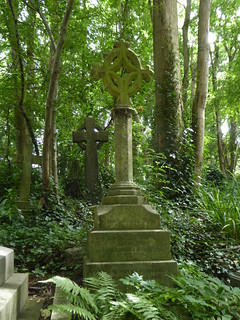 Memorial Crosses, Highgate