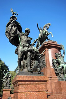 Buenos Aires - Retiro: Plaza San Martín - Monumento al General San Martín - La Batalla