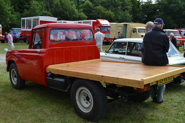 vintage 1974 vintagecar pickup lad toyota veteran rød stout 2012 gjern veteranbiler veterantræf regnrxs93515
