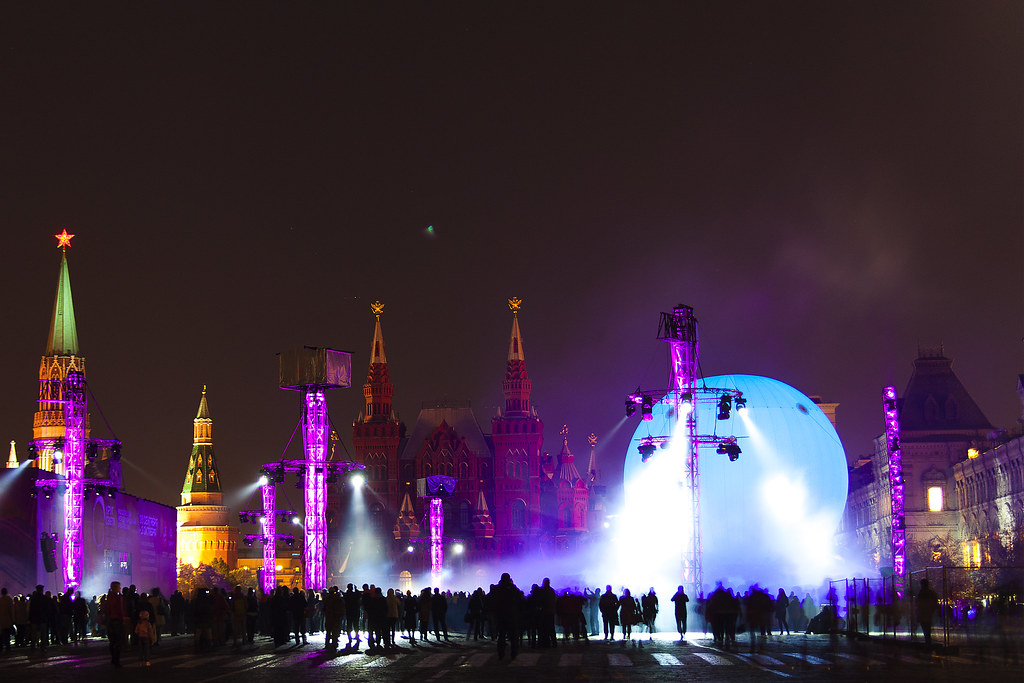 : Moscow. Festival Circle of light 2012. Red square.