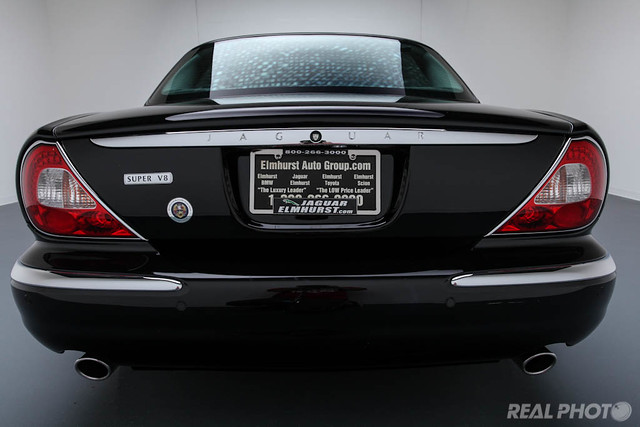 2005 jaguar xj8 super 8 black car auto studio vehicle photography photo chicago illinois lombard lisle automobile elmhurst dupage “real services” dealerships dealers remarketing automotive