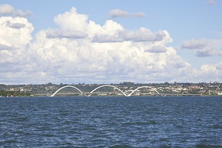 Vista panorâmica da Ponte Juscelino Kubitschek