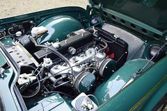 Triumph TR250 (1967).