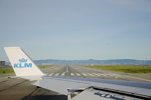 San Francisco Airport runway 01L