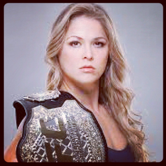 http://sports.yahoo.com/news/why-ronda-rousey-cat-zingano-is-the-biggest-fight-of-rousey-s-career-051223907-mma.html Everybody support my girl doing big things ! #Rousey