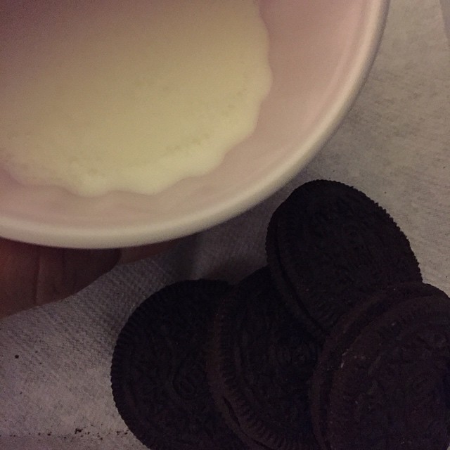 Milk & cookies on this rainy day.. And CRIMINAL MINDS on ION!!! 😊✌️