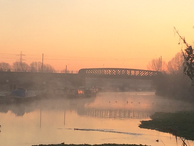 River lea New Years Eve morning 2014