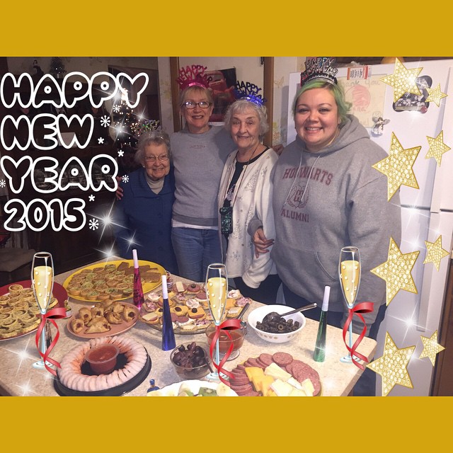 Happy New Year!! Mini foods and sweet family! #happynewyear #2015