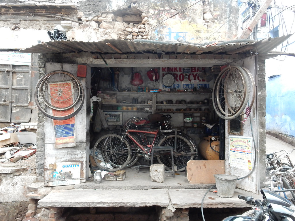 Bundi cycle shop