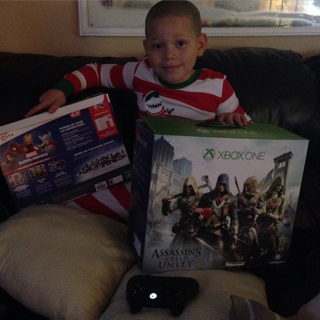 He loved his Xbox one #christmas #presents #gift #xboxone #disney #disneyinfinity #2.0 #myson