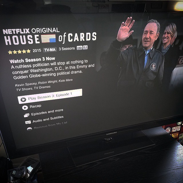 Happy HOUSE OF CARDS day. Can I only watch one?