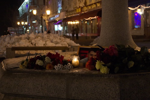 Mourning for Boris Nemtsov, Samara, Russia ©  Narengoyn