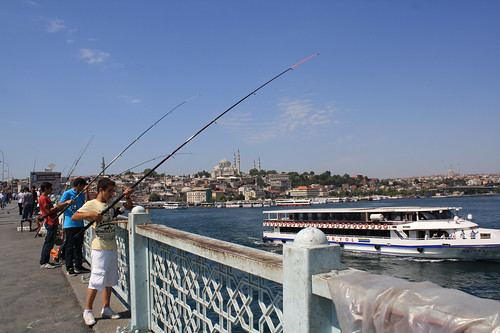 Istanbul - Galata Bridge ©  Jean & Nathalie