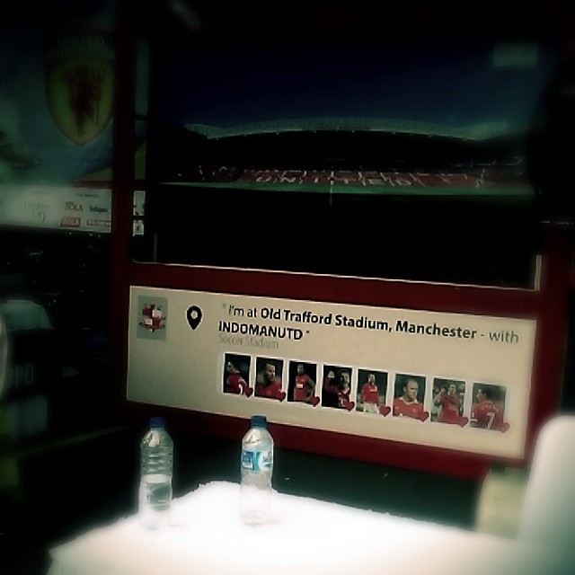 Lokasi Nobar: Booth Manchester United Indomanutd @Indomanutd di #SportsRace2014 bareng @bolanewscom @tabloidbola @gandariacity