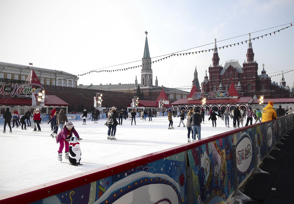 : ,  ,  / Moscow, Red Square, ice rink