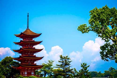 Taho-to pagoda, Miyajima ©  specchio.nero
