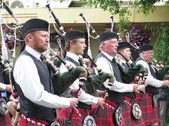Pipe band <a style="margin-left:10px; font-size:0.8em;" href="http://www.flickr.com/photos/83080376@N03/16671190508/" target="_blank">@flickr</a>