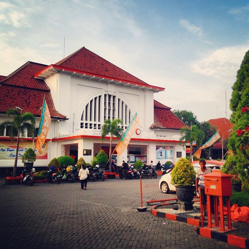  ...    ...            ...  #Travel #Surabaya #Indonesia  #Old #Building #Post #Box #Office ©  Jude Lee