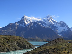 Torres del Paine <a style="margin-left:10px; font-size:0.8em;" href="http://www.flickr.com/photos/83080376@N03/17126817647/" target="_blank">@flickr</a>