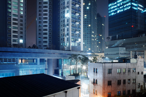 Night Seoul buildings ©  Tony