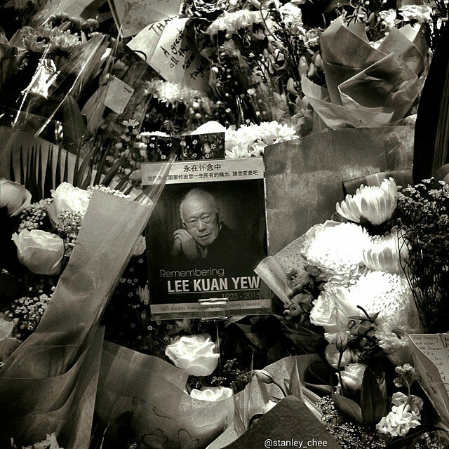 Remembering Mr LEE KUAN YEW Founding Prime Minister of Singapore Istana Orchard Road Singapore  #ThankYouLKY #rememberingLKY #RIPLKY #tributetoLKY #RememberingLeeKuanYew
