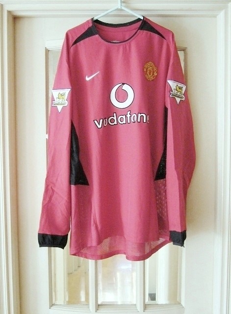 03-04 Manchester United Home Rio Ferdinand Match Issue Shirt