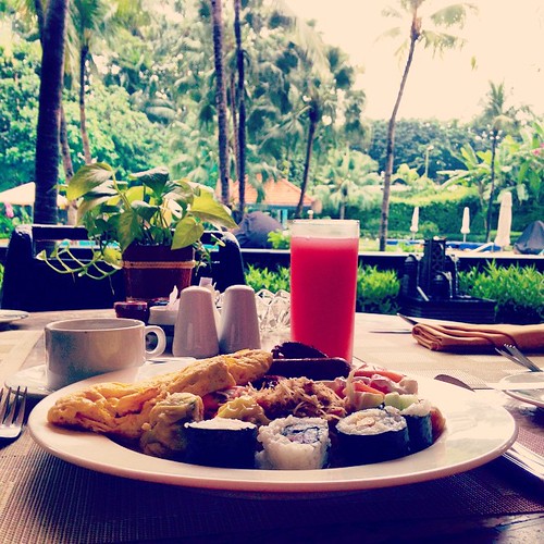 Good morning everyone!   ... #Travel #Surabaya #Indonesia #Morning #Breakfast ©  Jude Lee