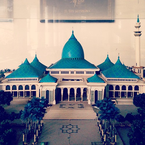   ...      #Travel #Surabaya #Indonesia #Mosque #Model #Diorama ©  Jude Lee