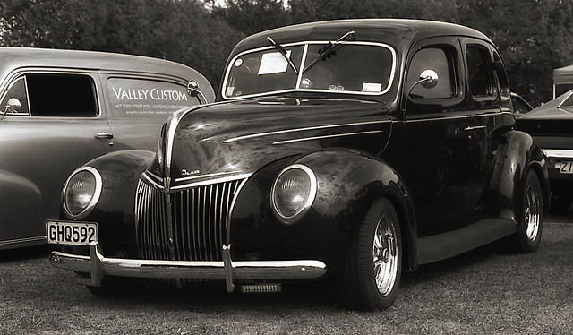 ford deluxe 1939 fordor