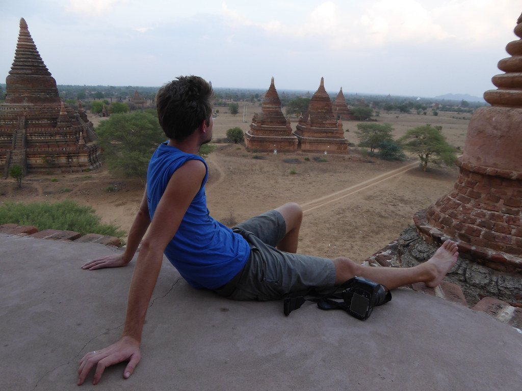 André over Bagan