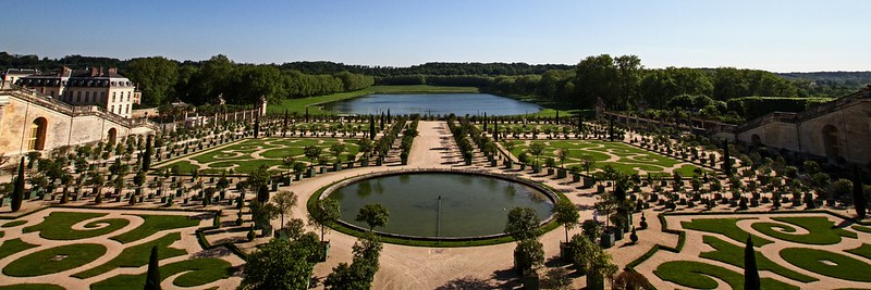 Versailles Gardens<br/>© <a href="https://flickr.com/people/7237223@N06" target="_blank" rel="nofollow">7237223@N06</a> (<a href="https://flickr.com/photo.gne?id=7289627180" target="_blank" rel="nofollow">Flickr</a>)